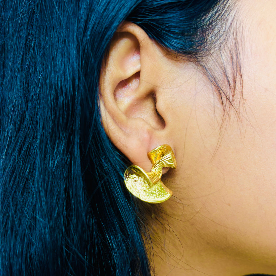 Anti Tarnish Gold Plated Twisted Stud Earrings